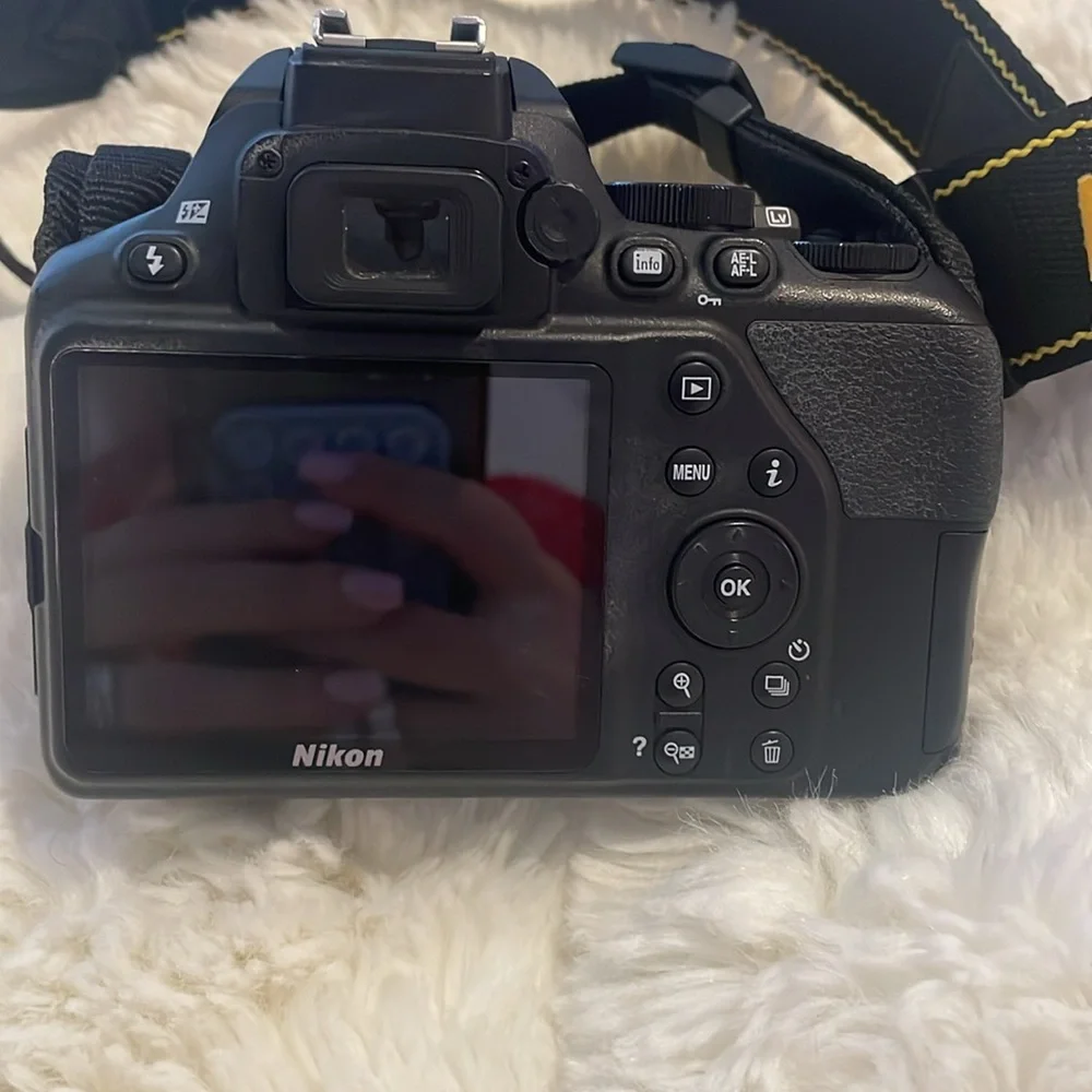 Nikon D3500 Camera in good condition. Comes with 2 lenses.